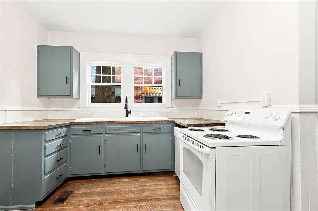 4 BR in Greensboro