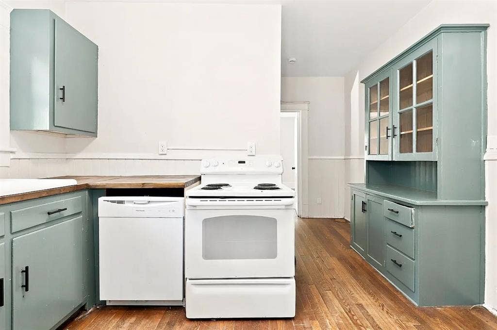 4 BR in Greensboro