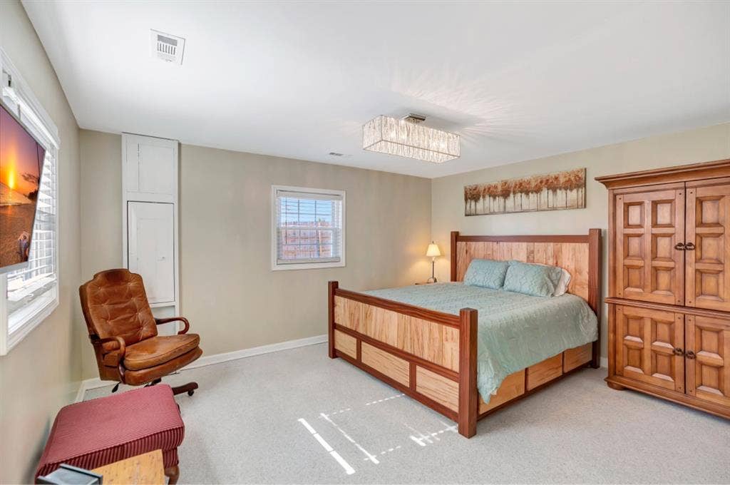 Room in Easley, SC - FEMALES ONLY