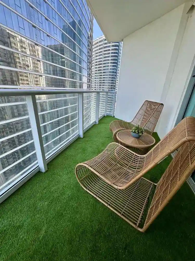 Looking for a roomate in Miami