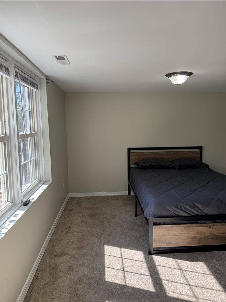 Bedroom for rent