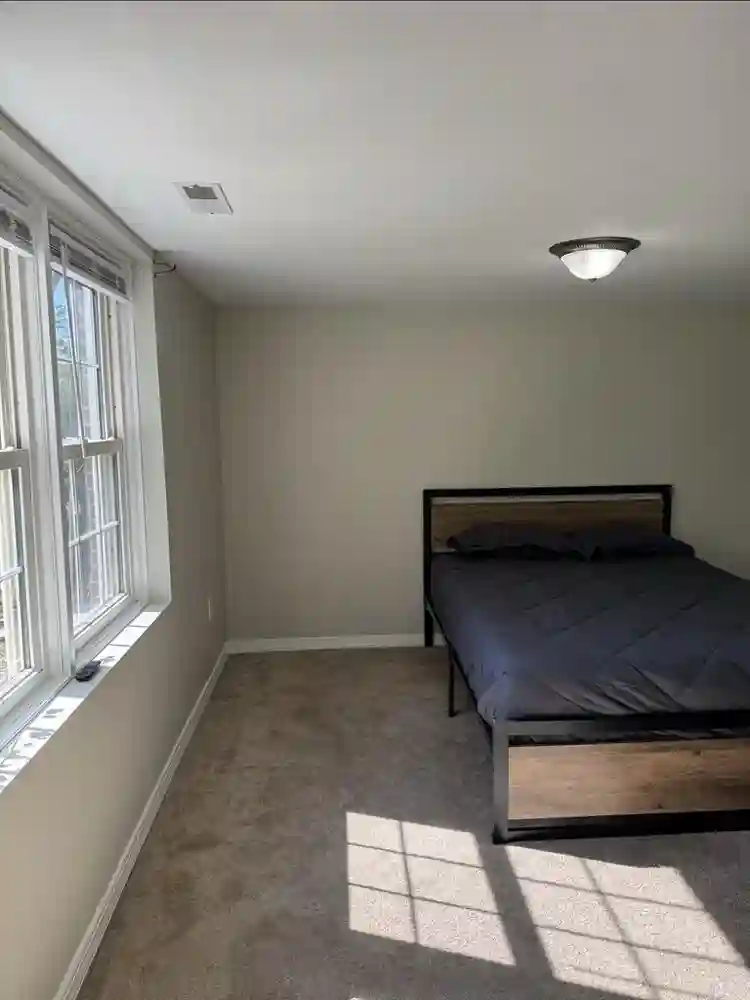 Bedroom for rent