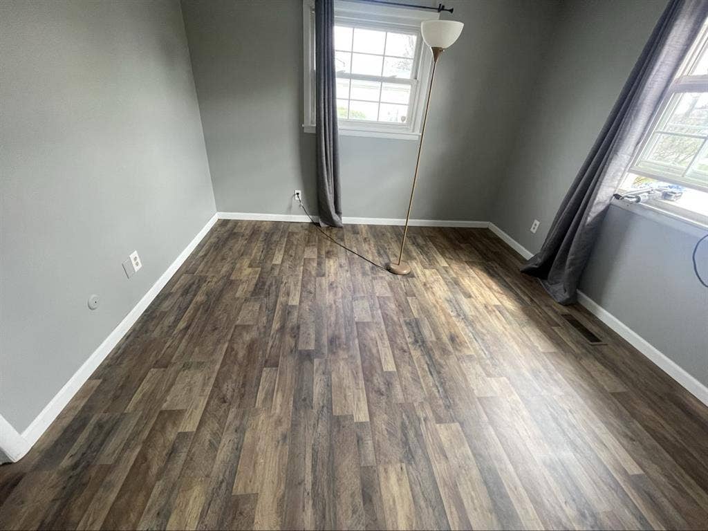 Room available N0v1 possibly sooner