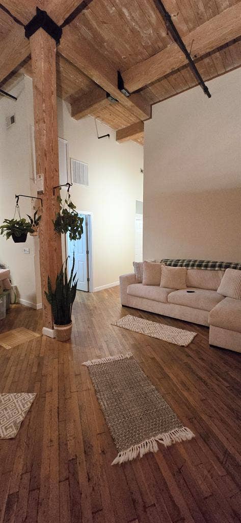 Room for rent immediately