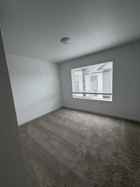 Room for rent w private bathroom
