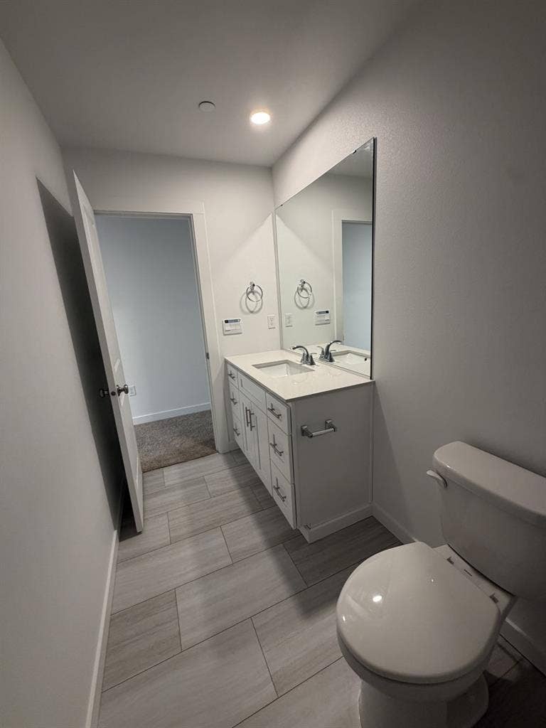 Room for rent w private bathroom