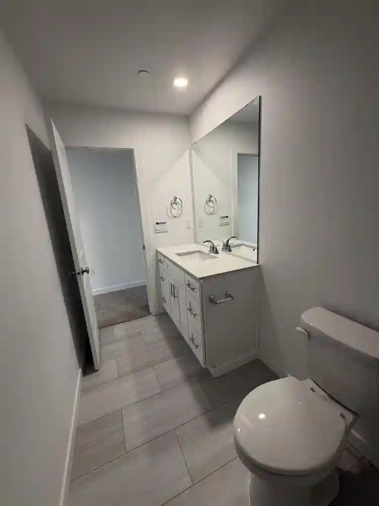 Room for rent w private bathroom