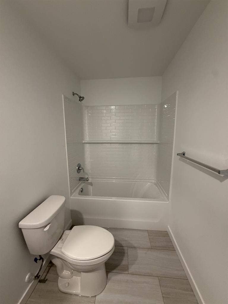 Room for rent w private bathroom