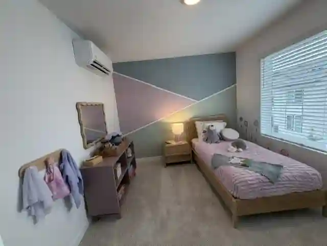 Room for rent w private bathroom
