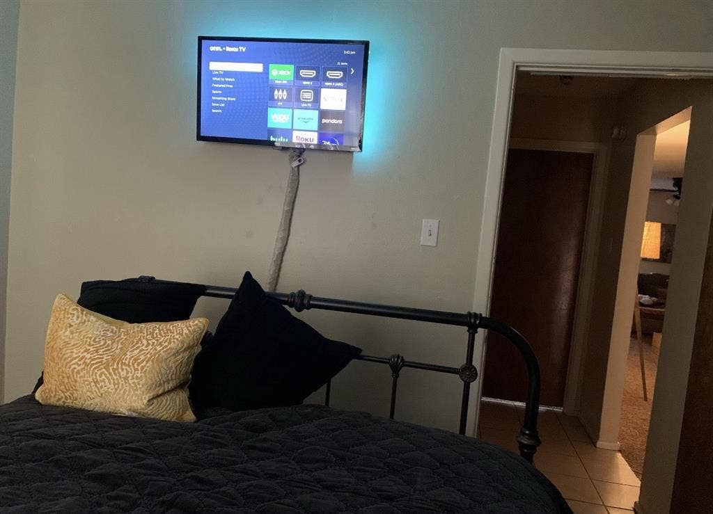 1 Bedroom, Private bath.