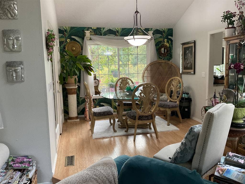 1 BEDROOM FOR RENT TO GFU FEMALE