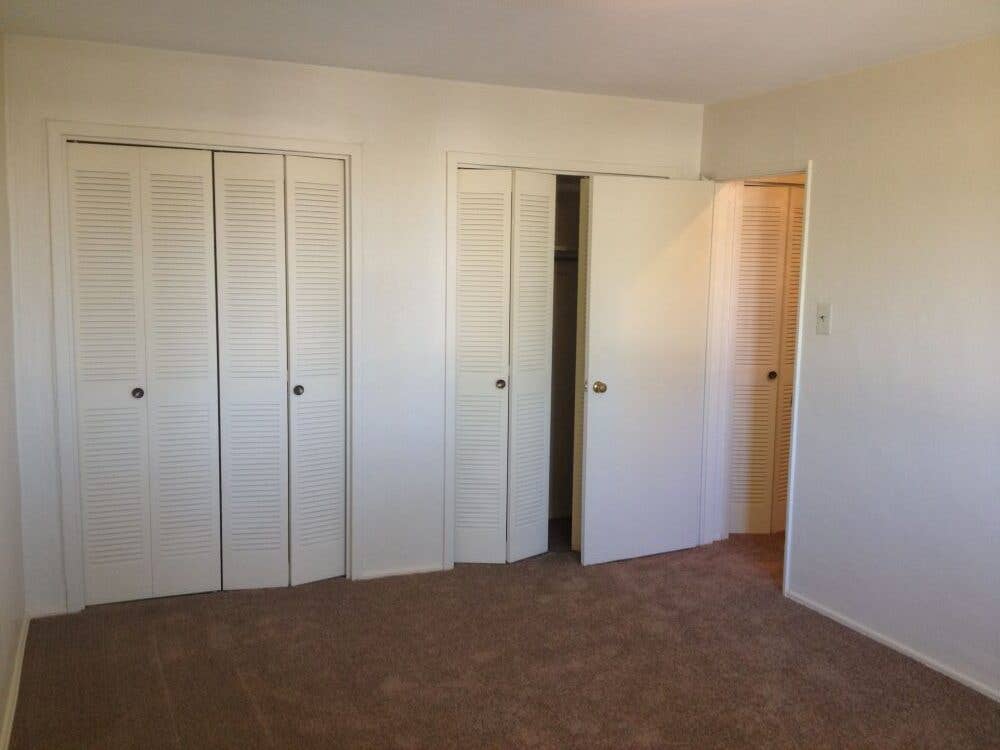 Roommate Needed – McKnight Area