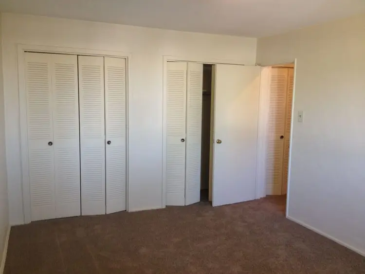 Roommate Needed – McKnight Area