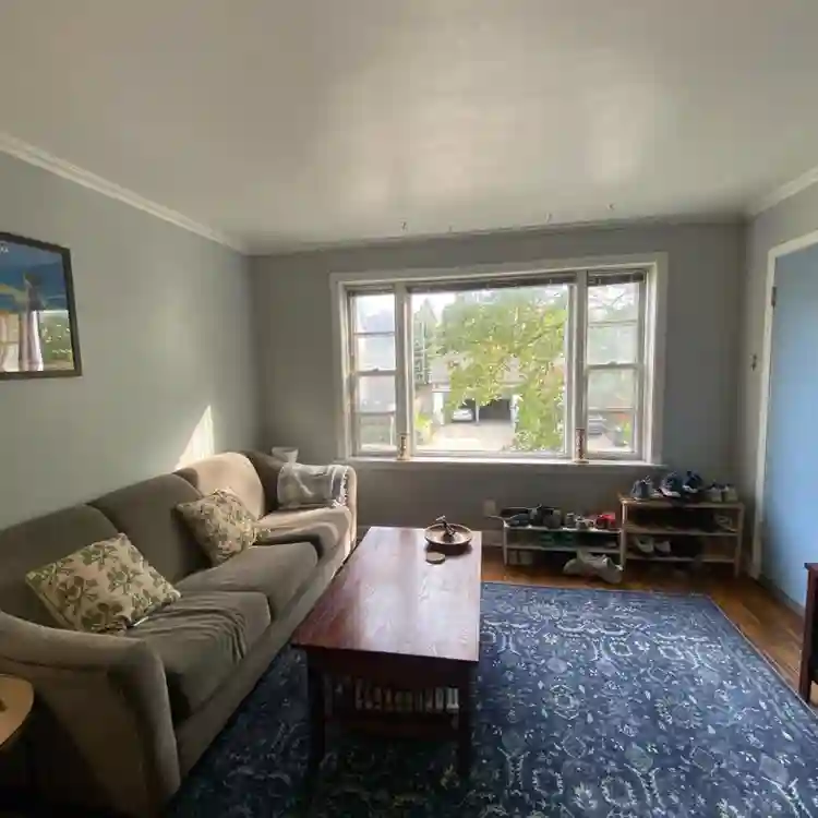 Spacious spot near UWM and Downer