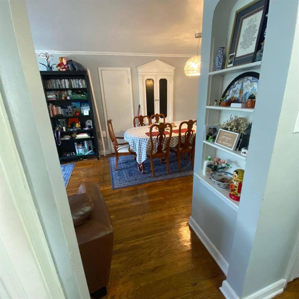 Spacious spot near UWM and Downer