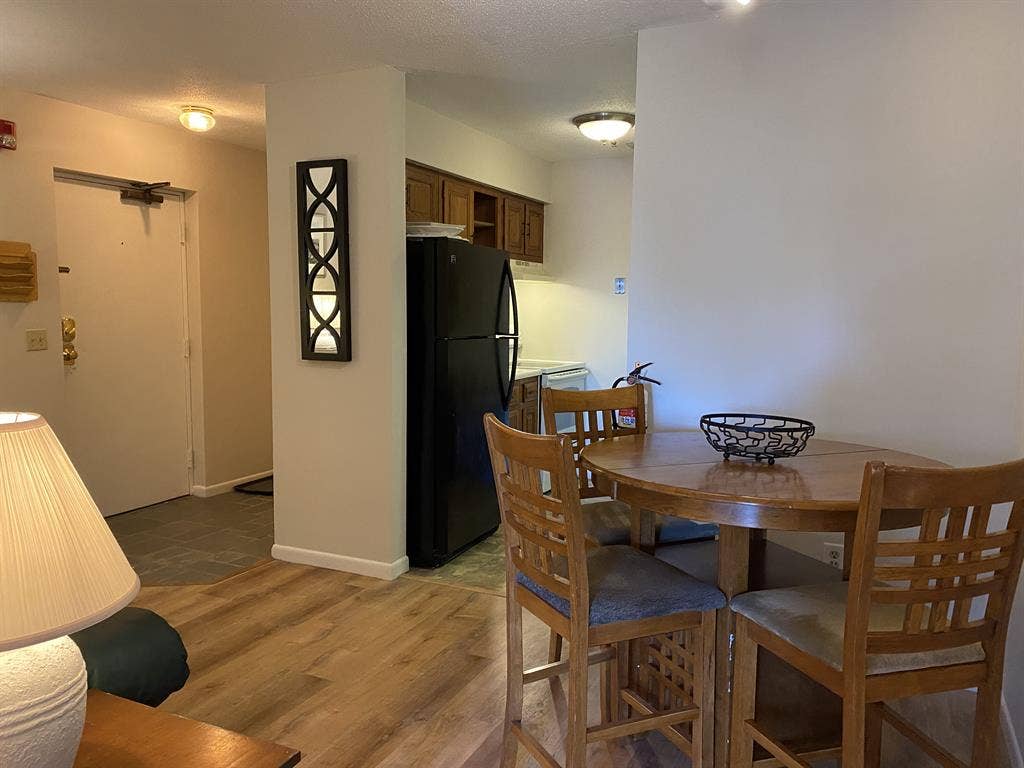 3 BDR / 1 Block to UVM Furnished