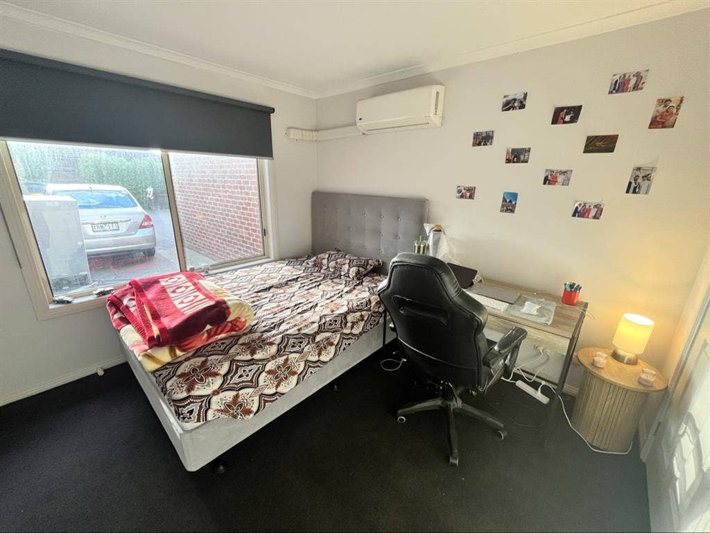Furnished Private room in Clayton