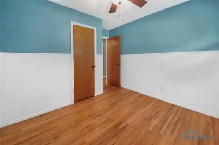 Quiet, Comfortable room for rent