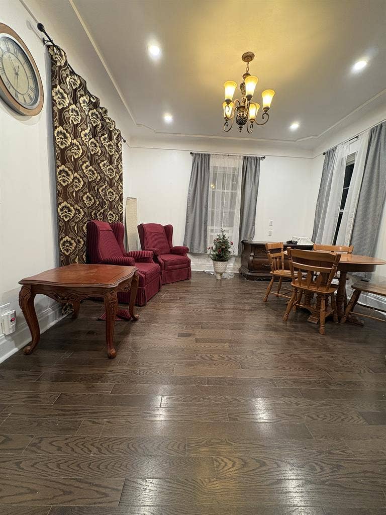 Furnished Room for Girls