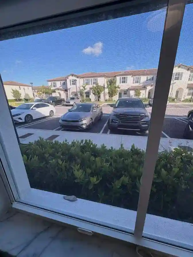 Fully Furnished Room in Miami