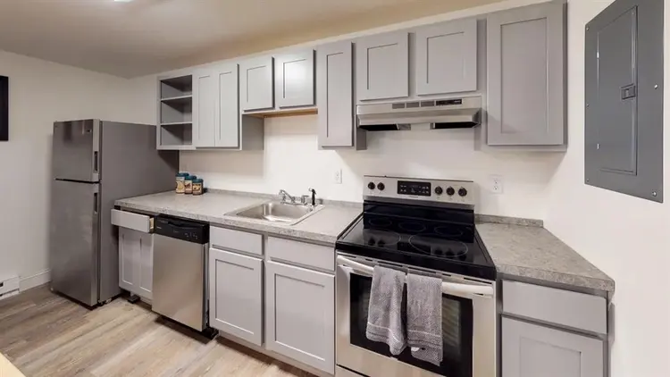 Private room in shared apartment