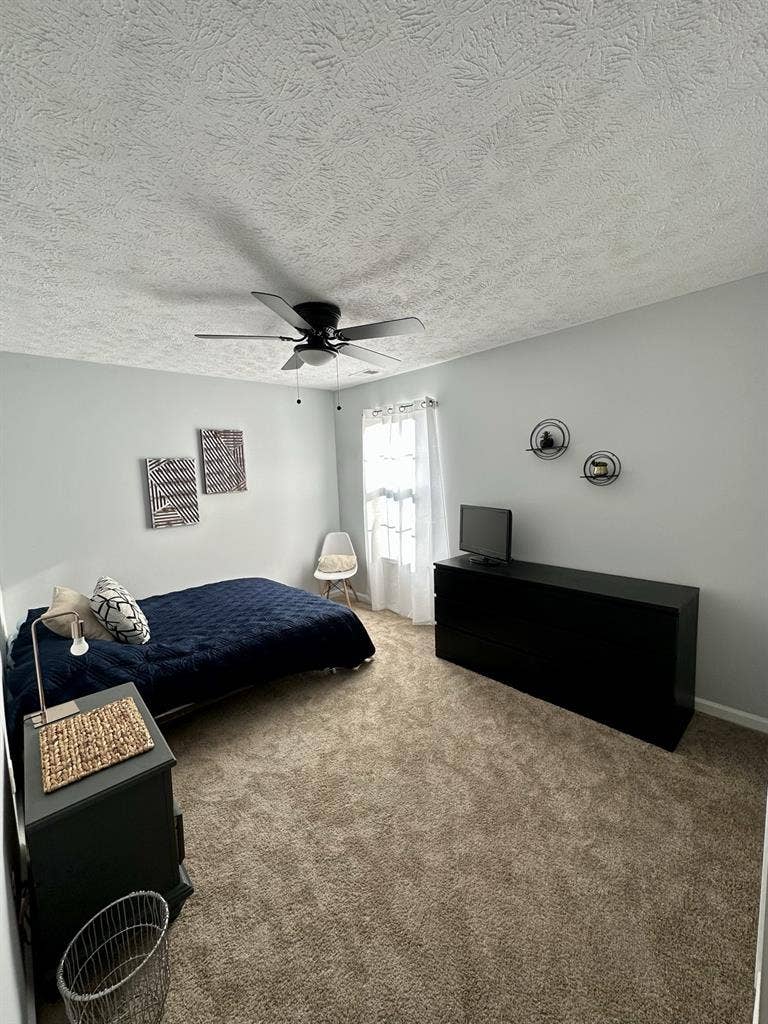 Master bedroom/bath with office
