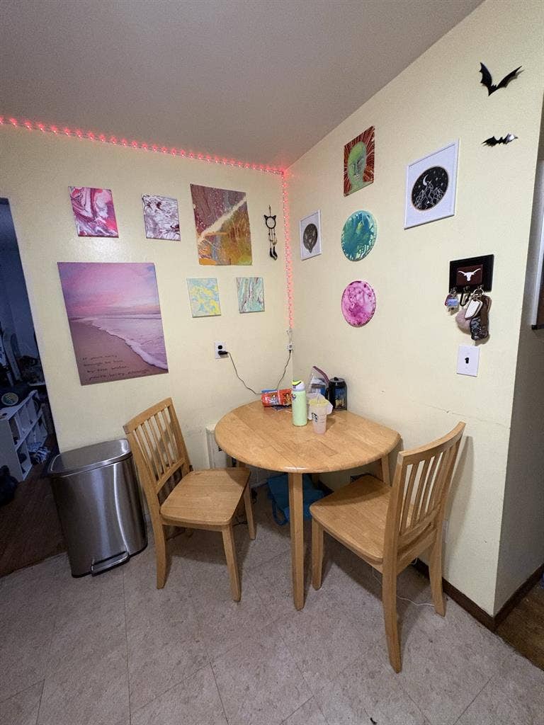Looking for a Roommate:D