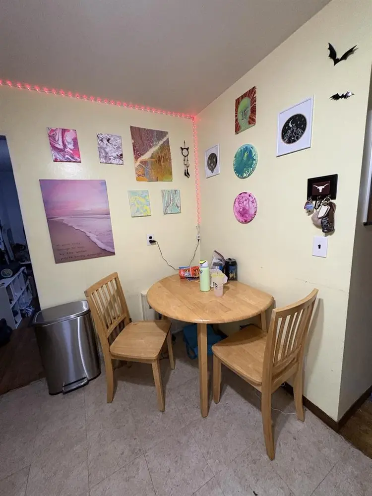Looking for a Roommate:D