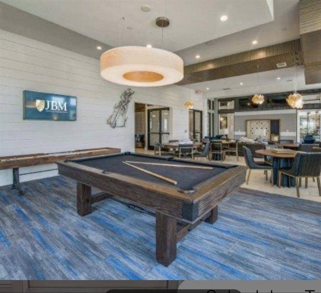 Room for rent in a 2 bed 2 bathh