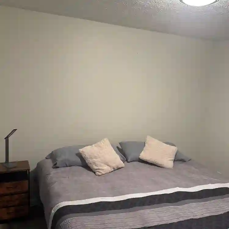 Furnished room for rent in Duluth
