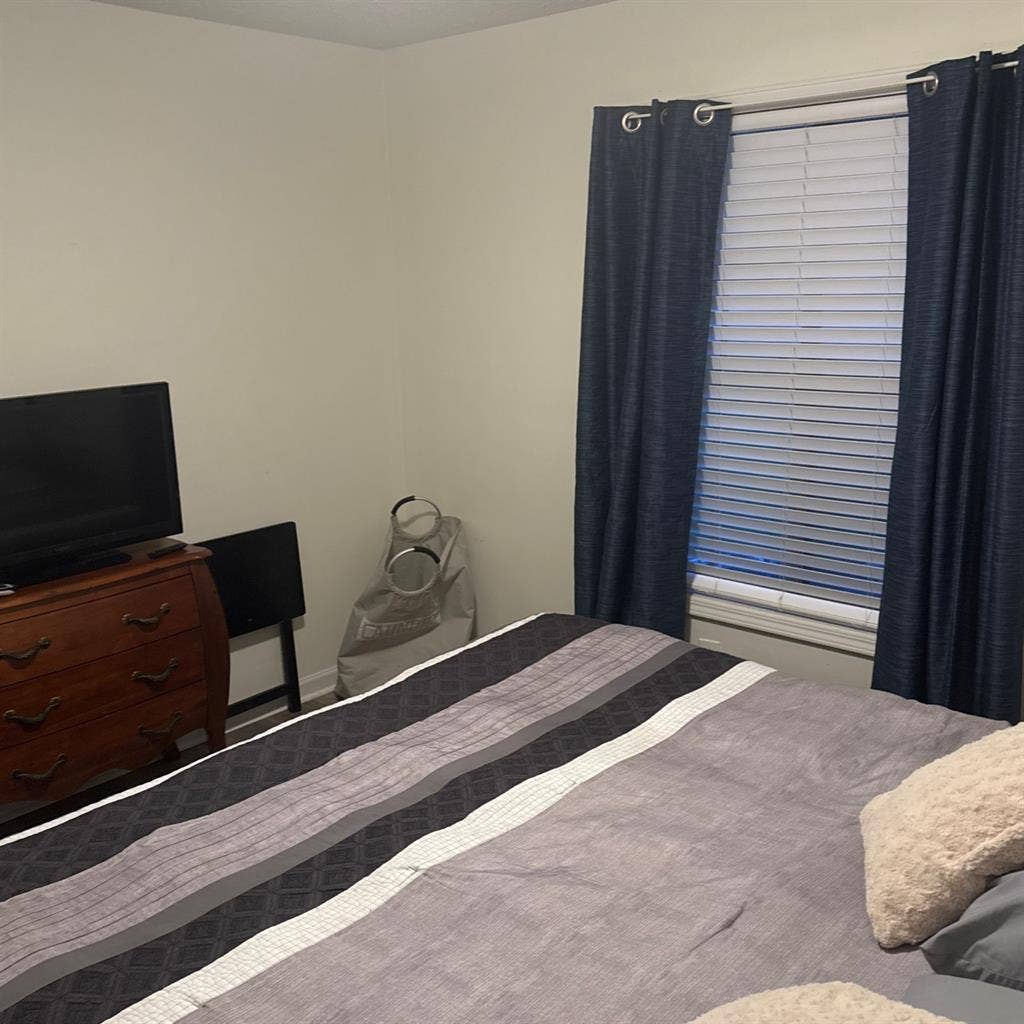 Furnished room for rent in Duluth