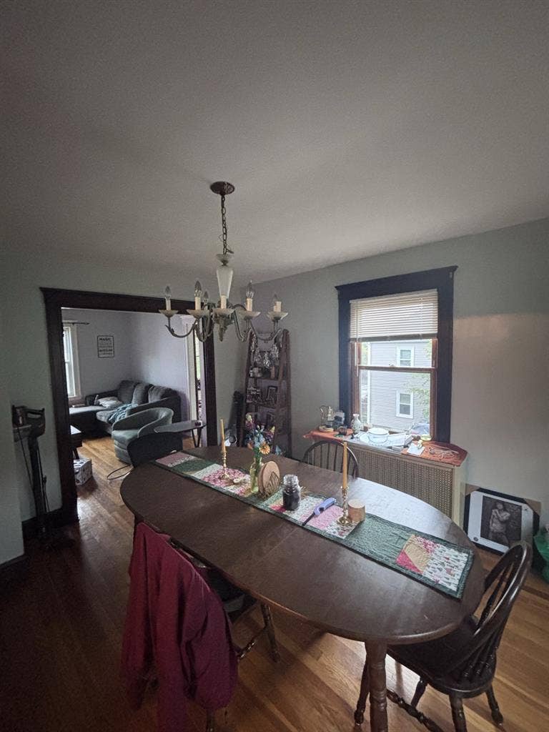 Large bedroom for rent