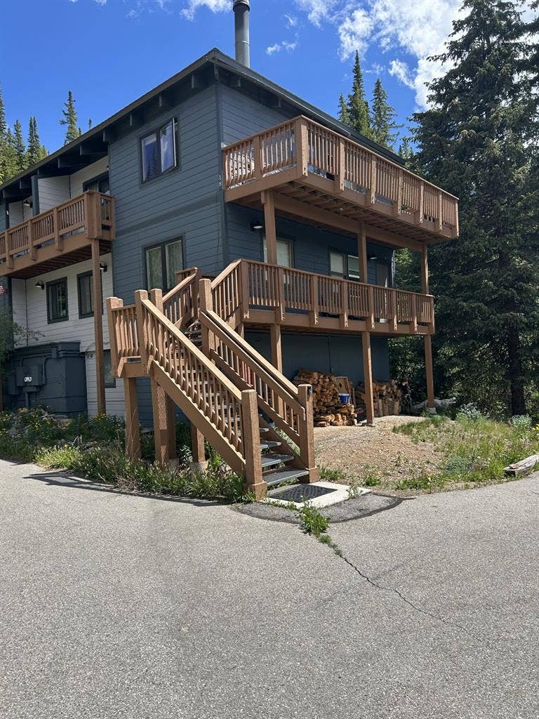 Looking for Roommate