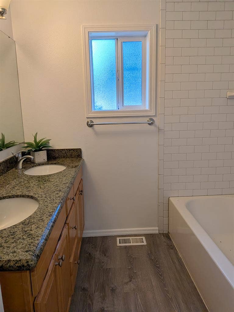 Shared Rooms East Renton Highlands