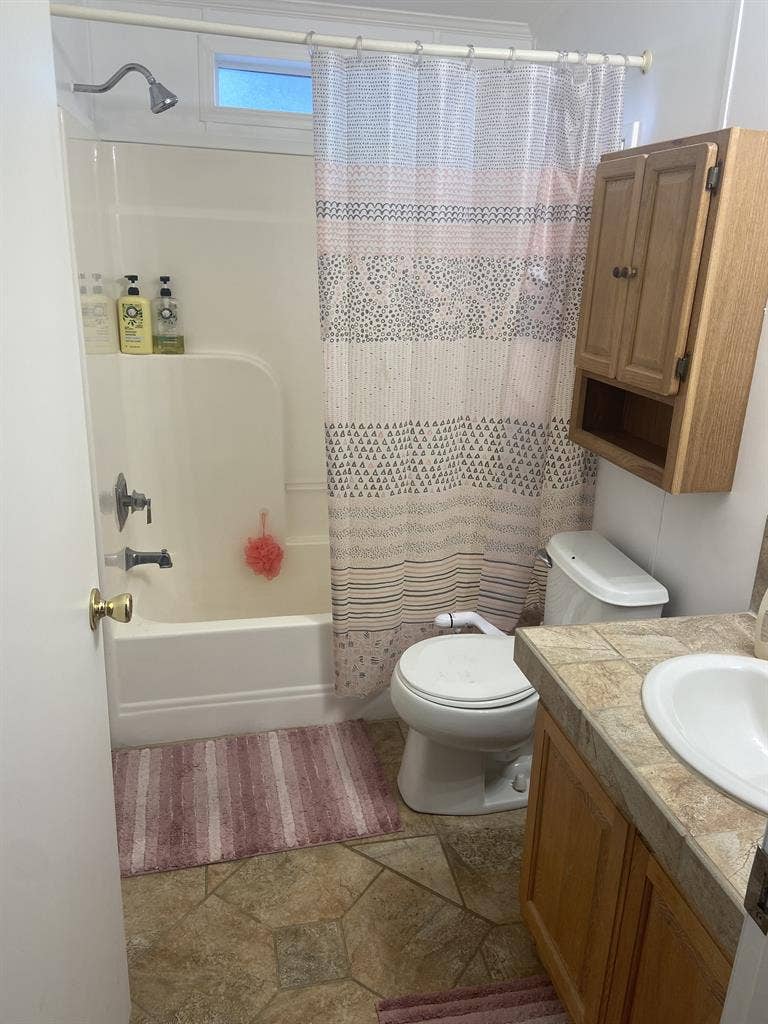 Room and Bath for Rent