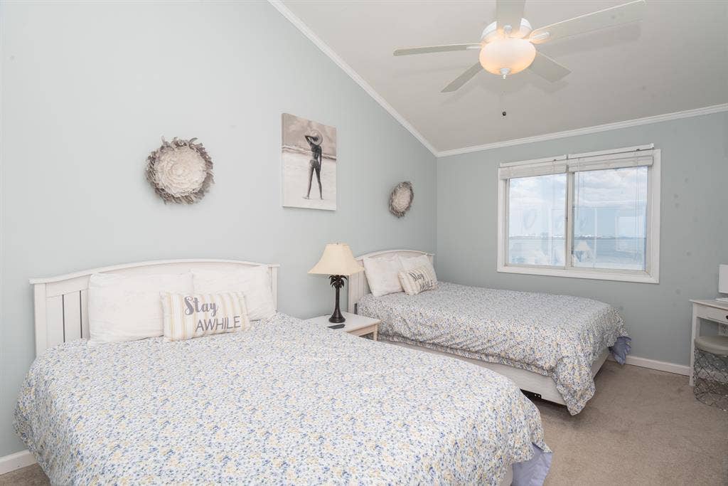 Bayfront Home - North Ocean City