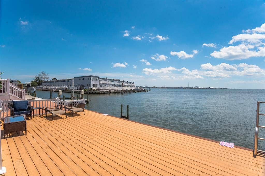 Bayfront Home - North Ocean City