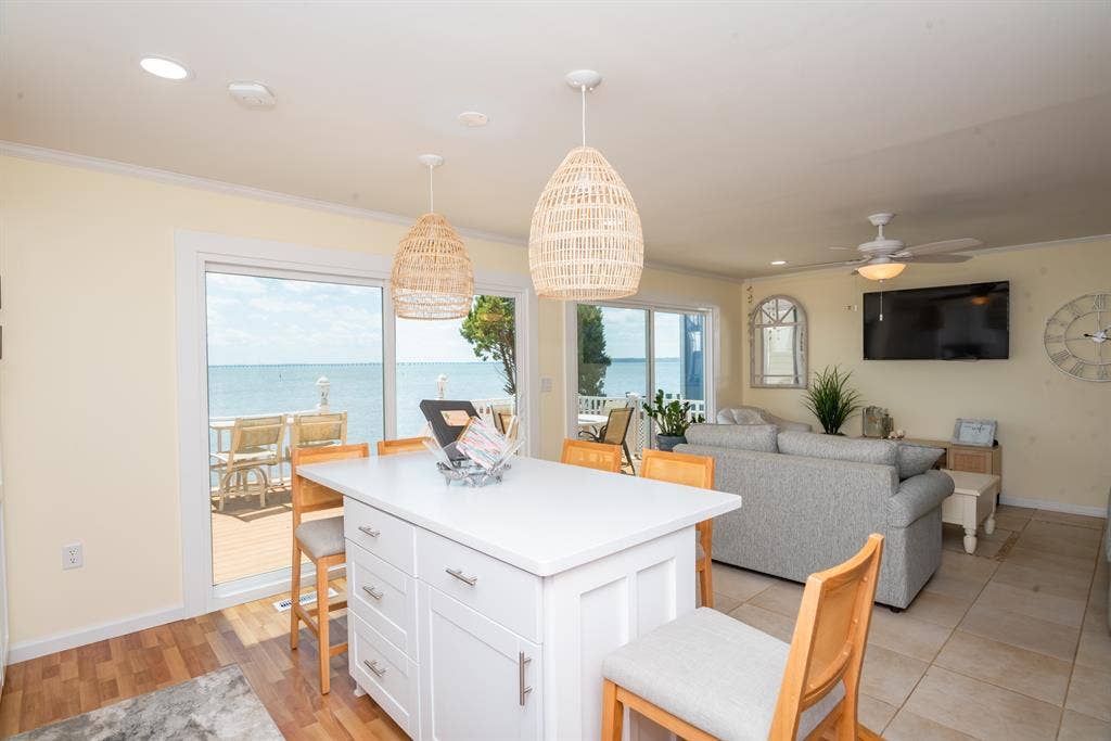Bayfront Home - North Ocean City