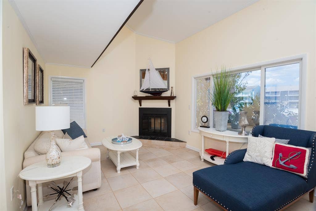 Bayfront Home - North Ocean City