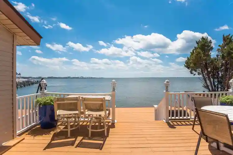 Bayfront Home - North Ocean City