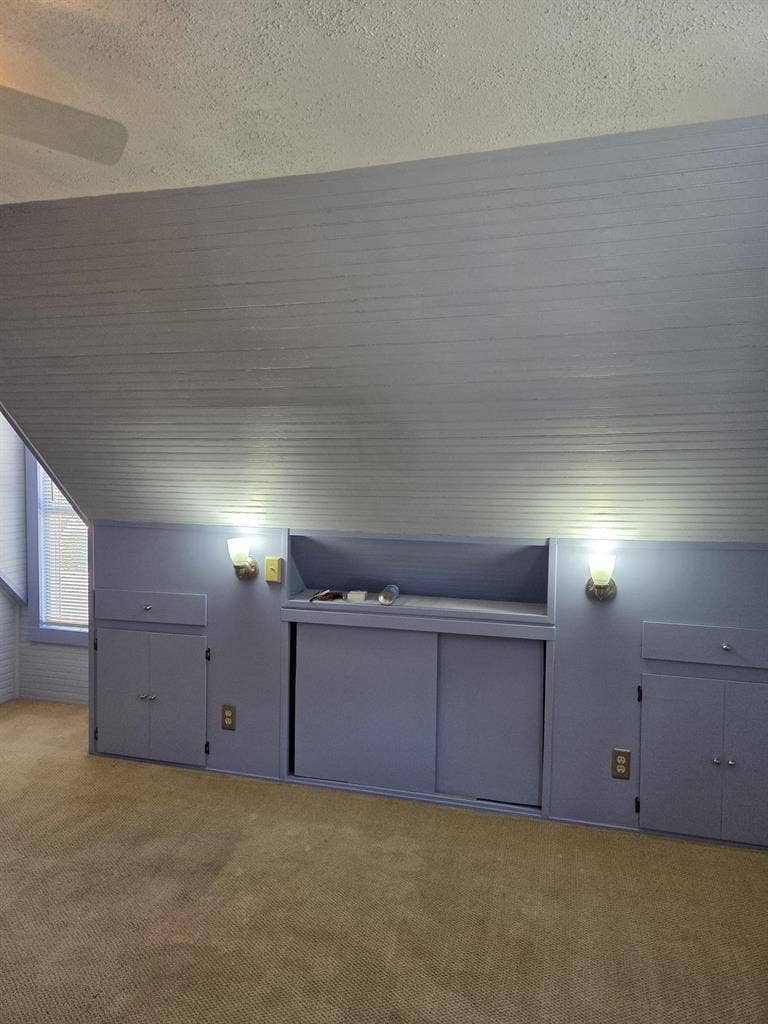 2nd floor-Room for Rent, Alphabet