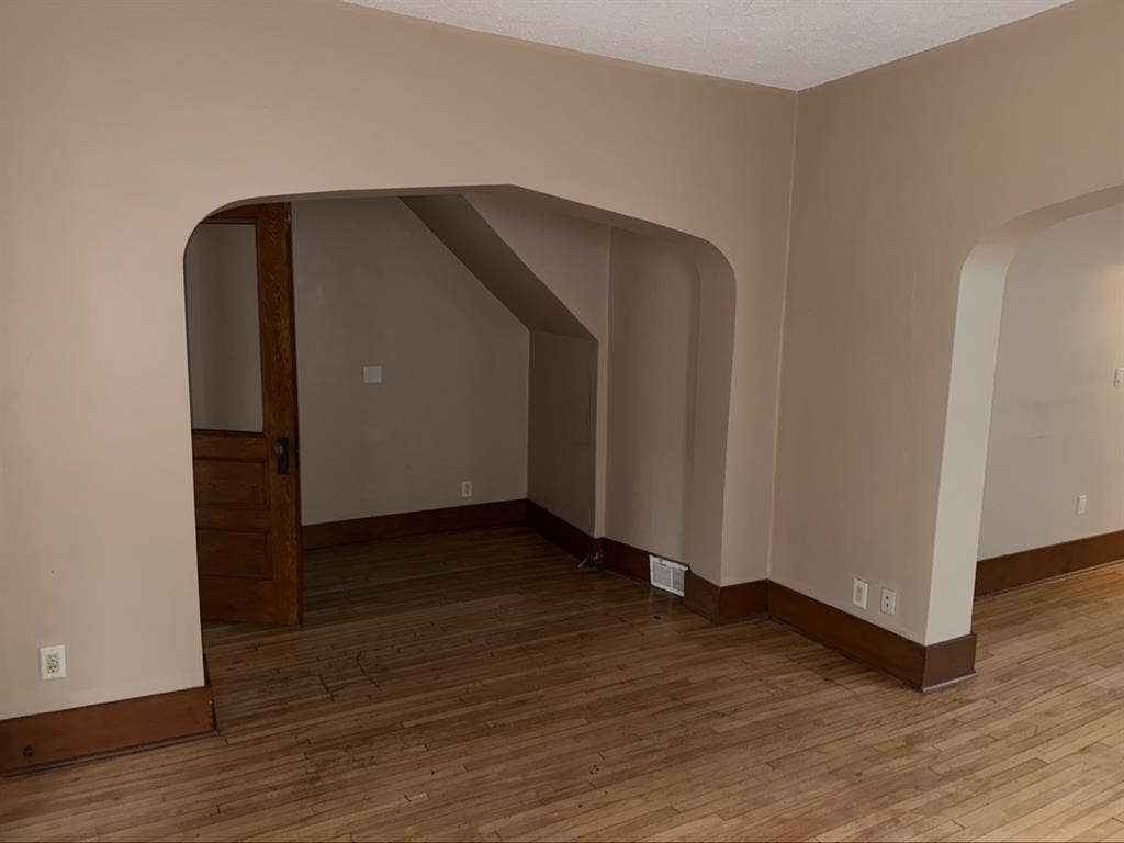 2 BR - Roommate - Private Room