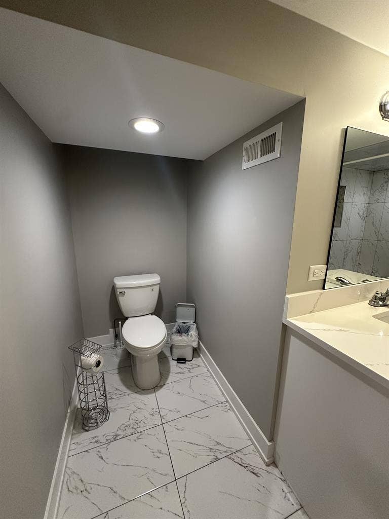 Furnished Private Bed + bath