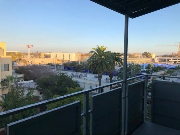 Apartment in downtown Santa Monica
