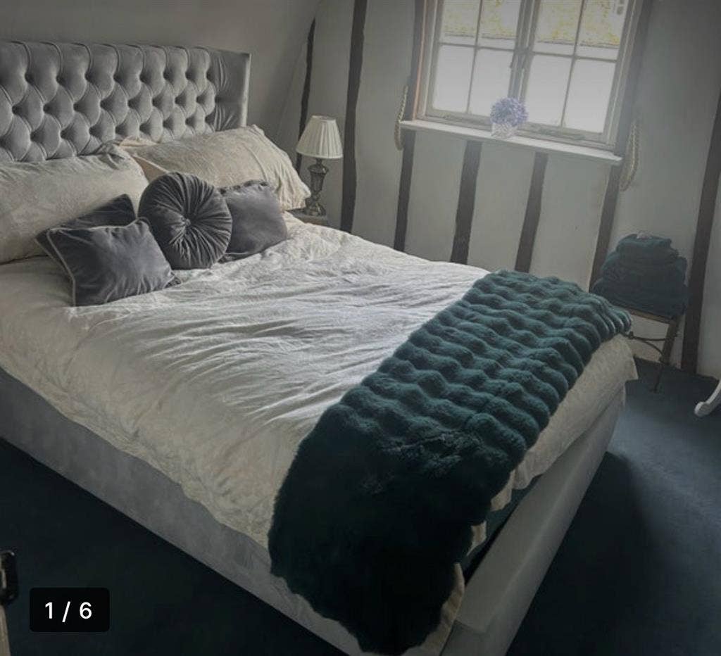 2 rooms available in cottage