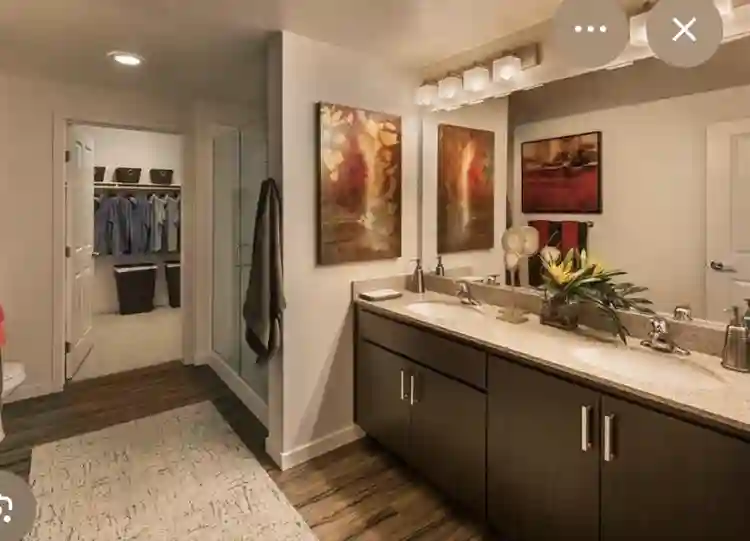 Gilbert - 6 month room for rent
