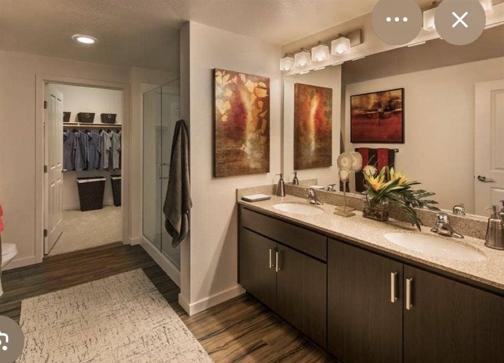 Gilbert- Room for rent~Short term