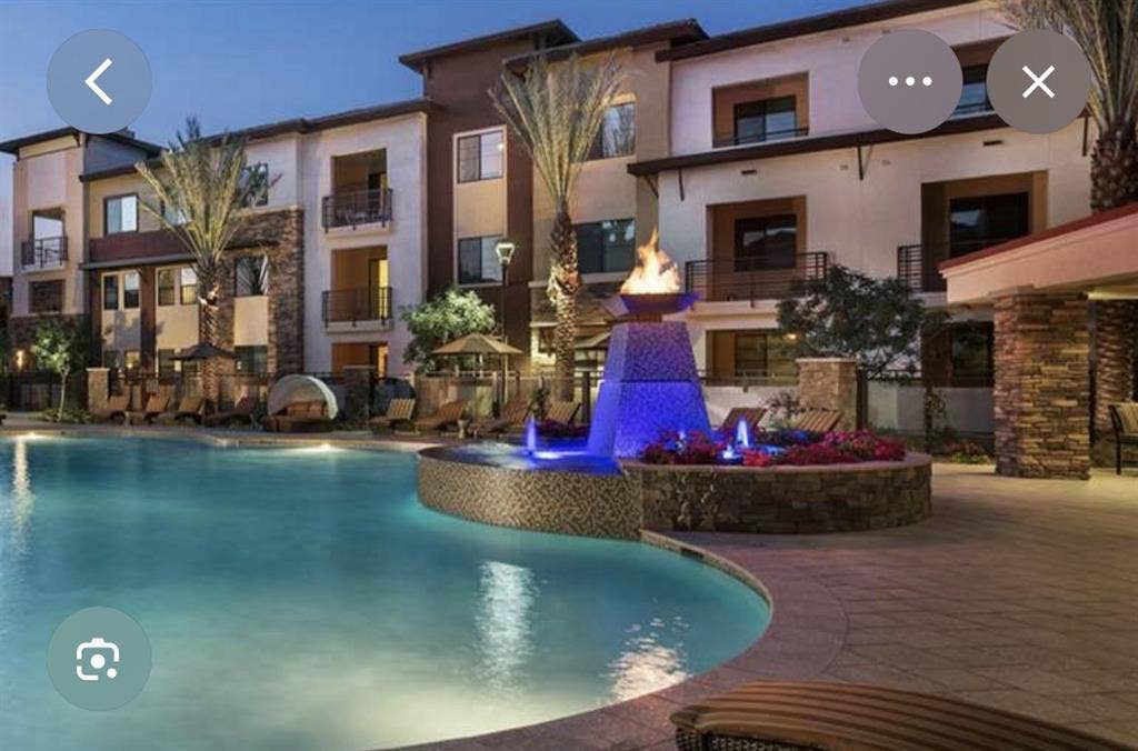 Gilbert- Room for rent~Short term