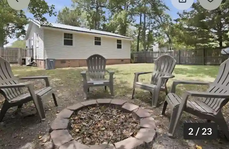 cozy cottage 1 mile from the beach