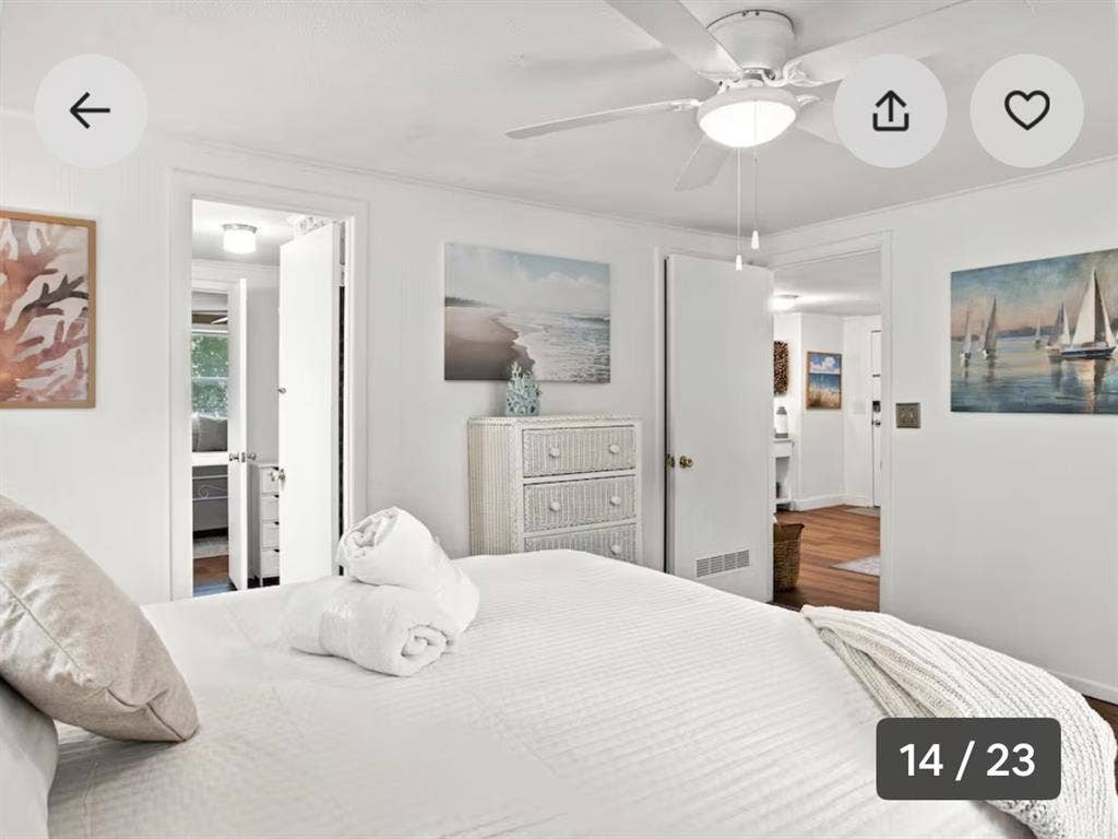 cozy cottage 1 mile from the beach